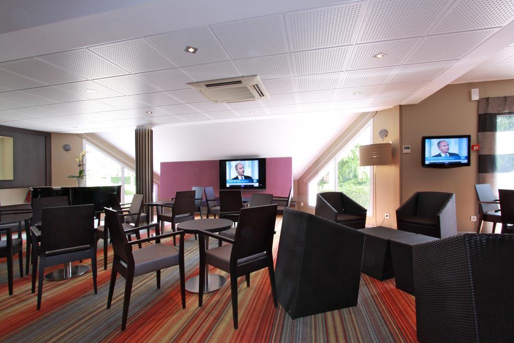 Mercure Hexagone Luxeuil Exteriör bild