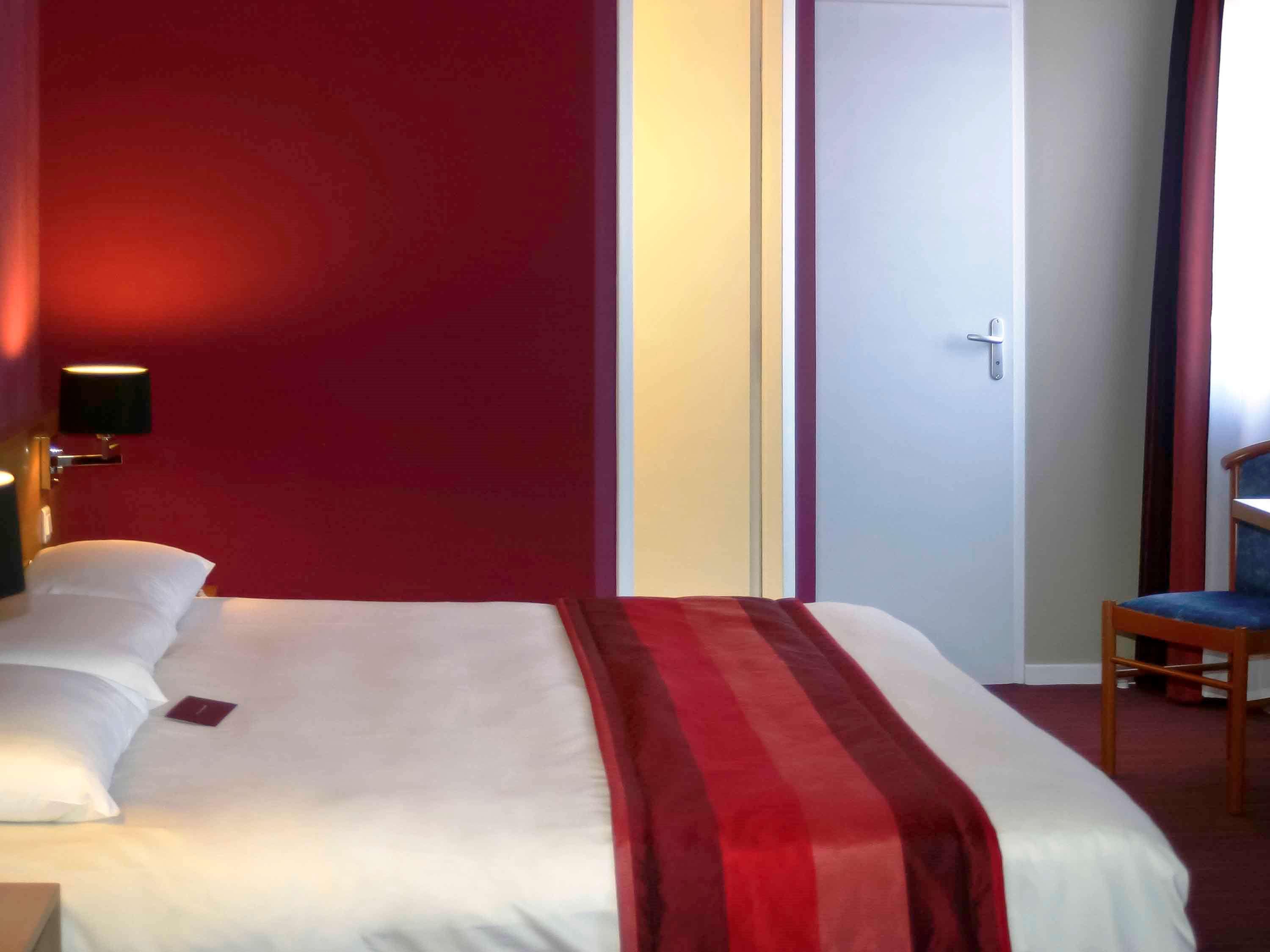 Mercure Hexagone Luxeuil Exteriör bild