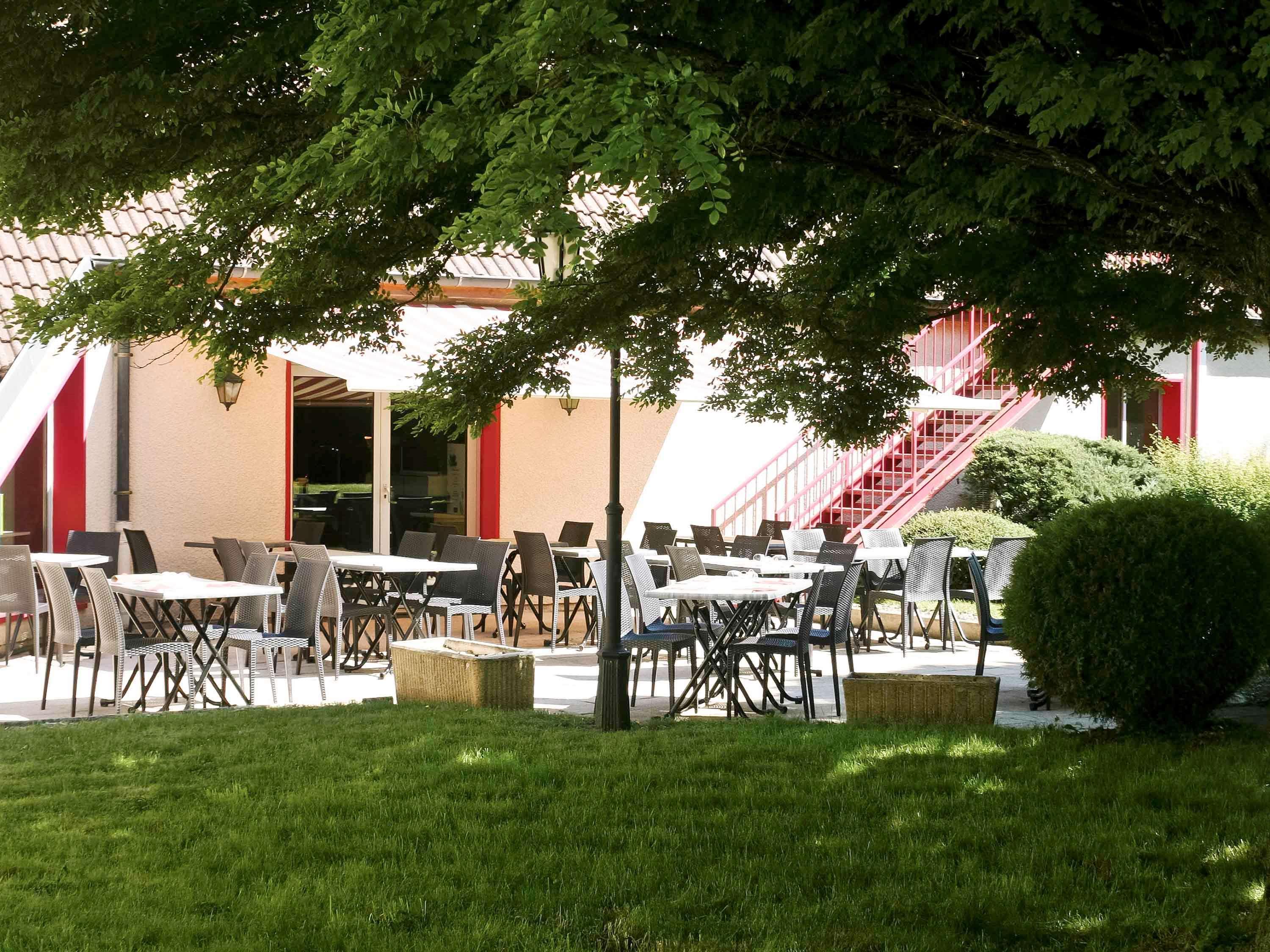 Mercure Hexagone Luxeuil Exteriör bild